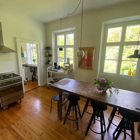 롯지 The Old Parsonage *